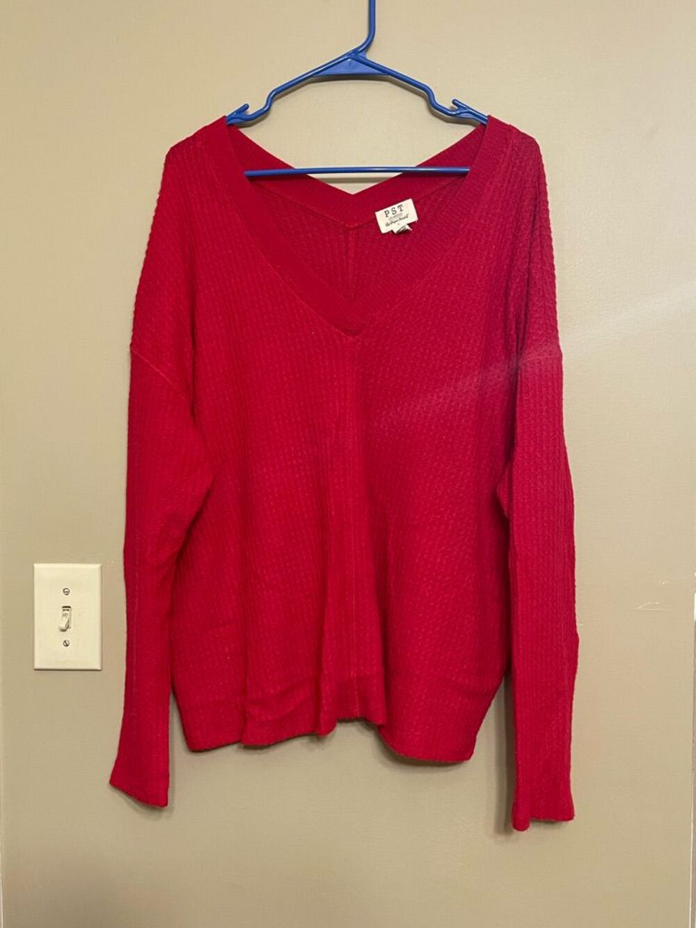 PST Project Social T Women’s Red Oversized V-neck Sweater XL